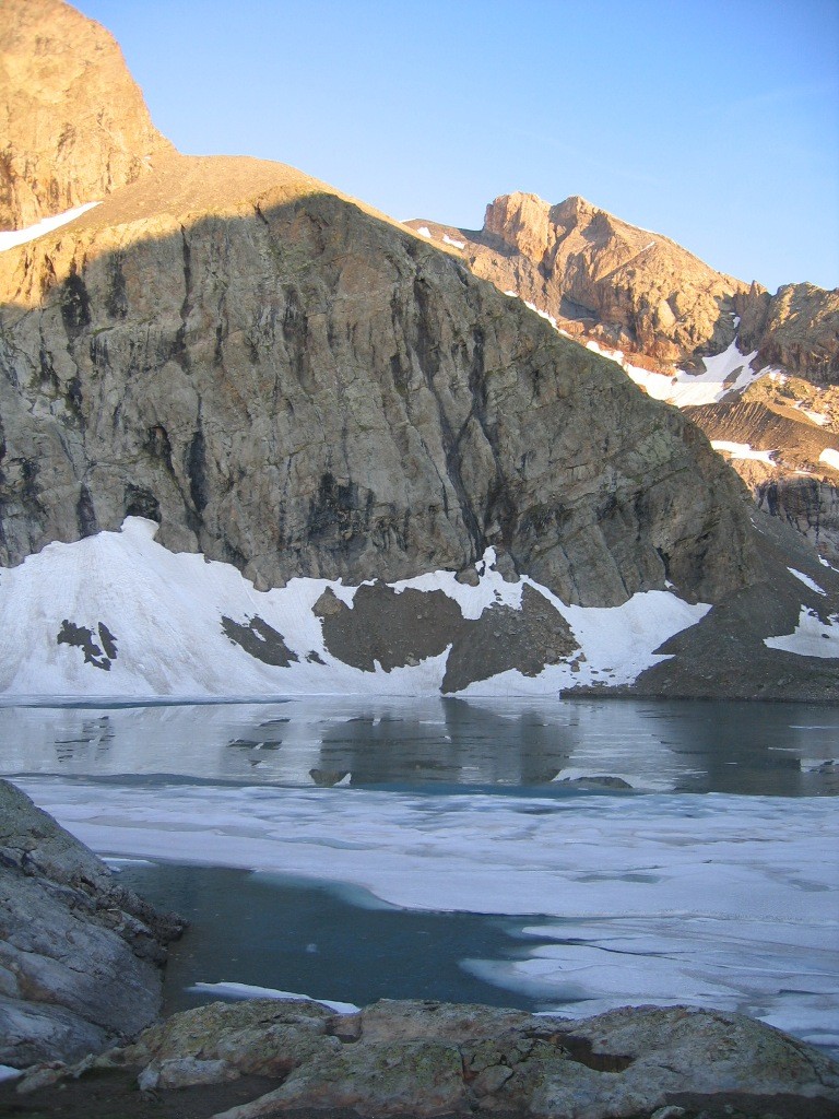 Lac de l'Eychauda au petit matin
