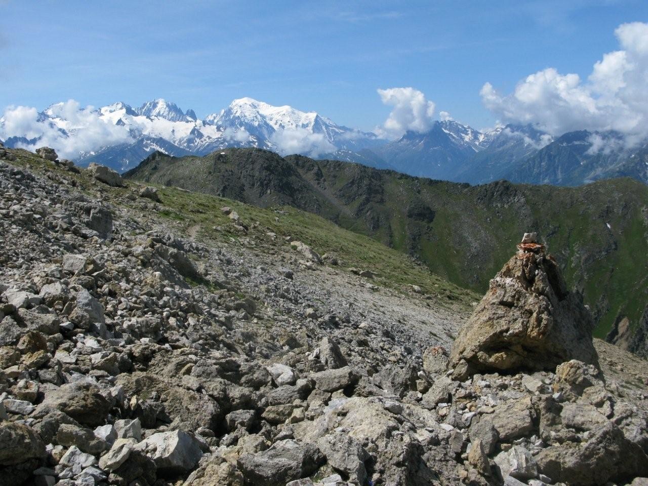 Le Mont-Blanc au début de la traversée SW