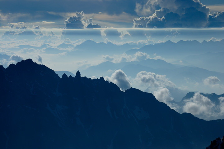 Les arrêtes est des Ecrins, vues depuis le Coolidge.