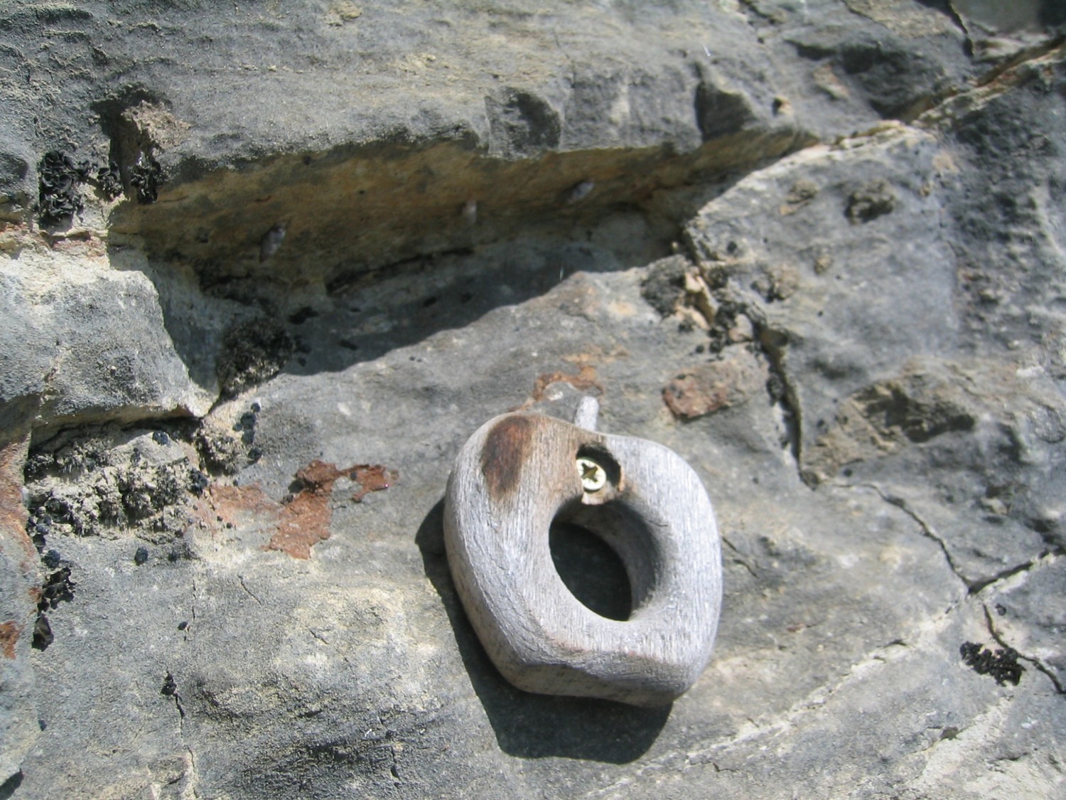 Petite pomme, bas de la voie
