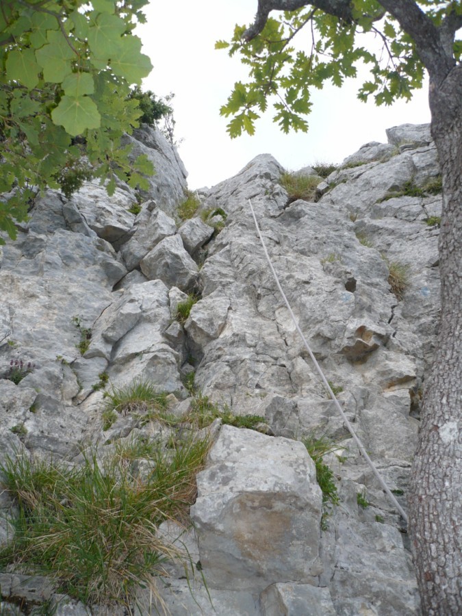 Fin de descente ( rappel ou descalade), corde fixe "blanchie"