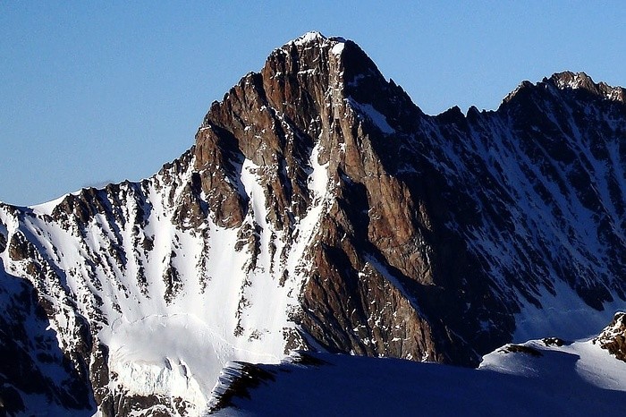 Lo Schreckhorn 4078 m versante WNW