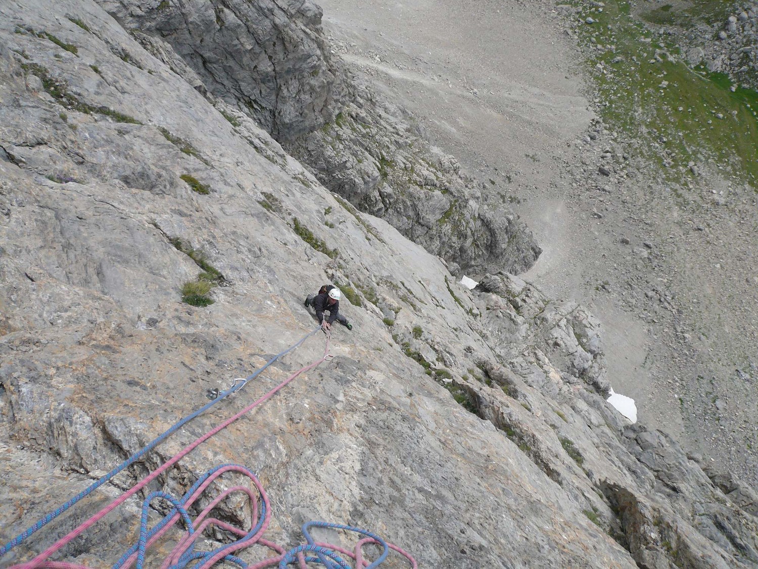 Vaille que vaille, L8