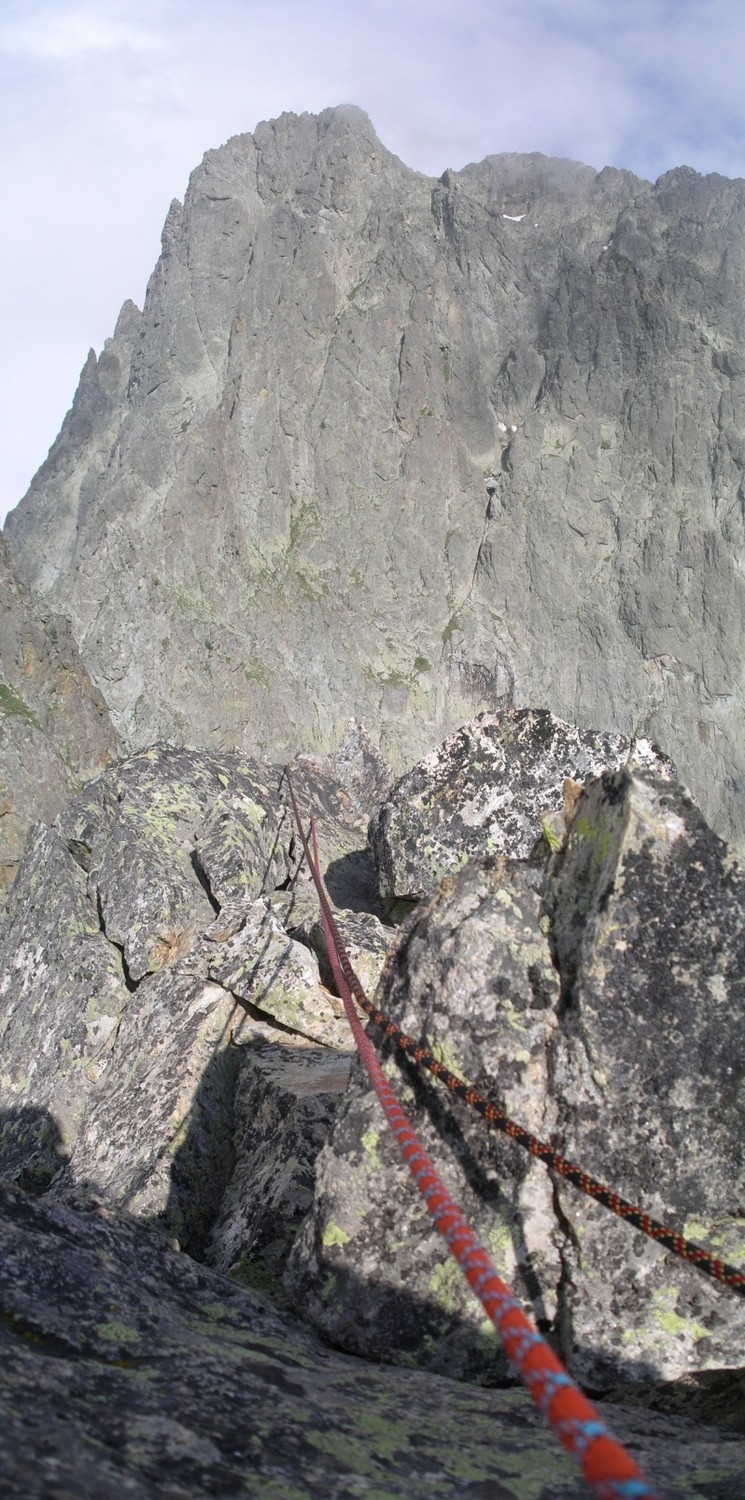 Le Mont Ponset depuis l'arete E du Cayre Barel