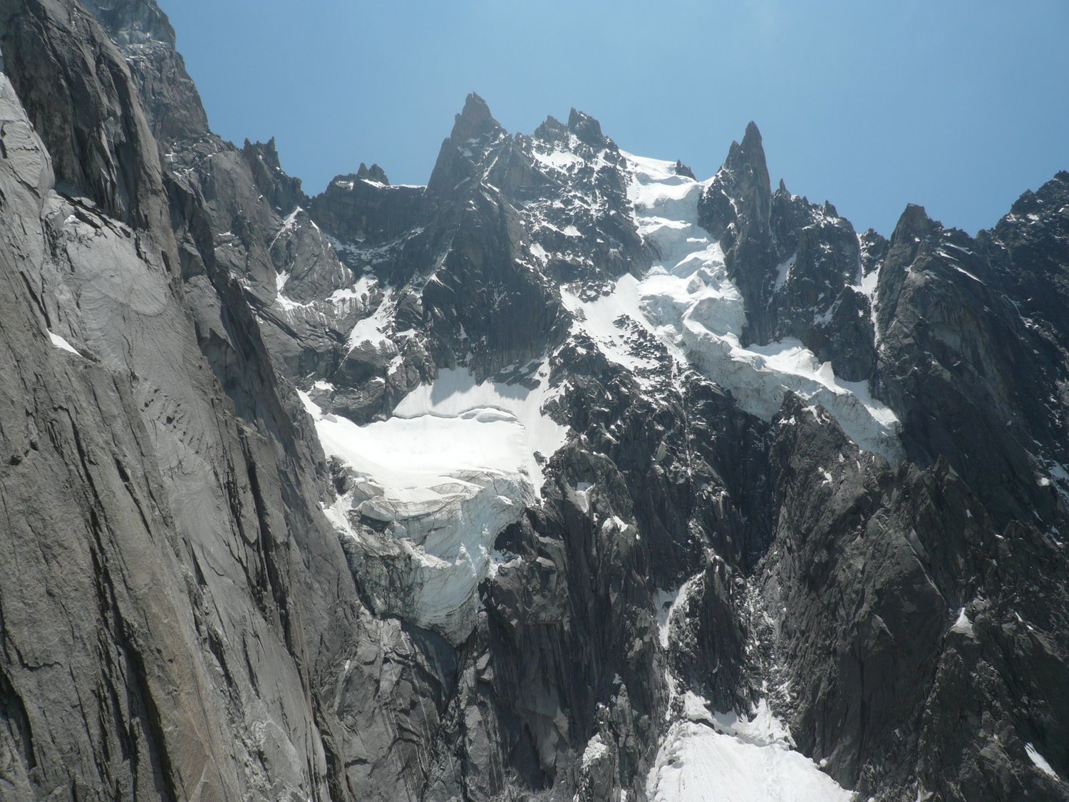 Belle vue sur l'Aiguille du Plan