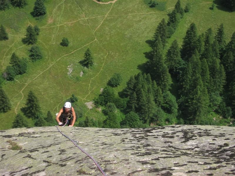 Fissure d'Ailefroide - La Snoopy directe - La dalle de L8.