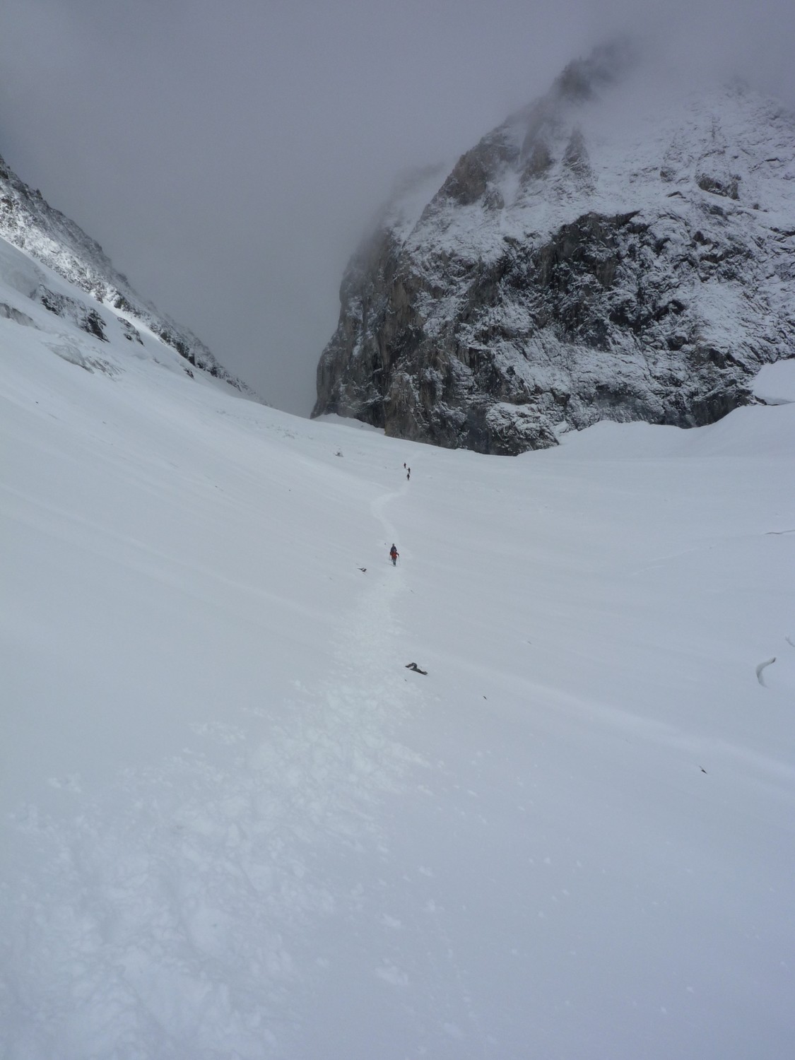 Derriere le Col, dans les nuages