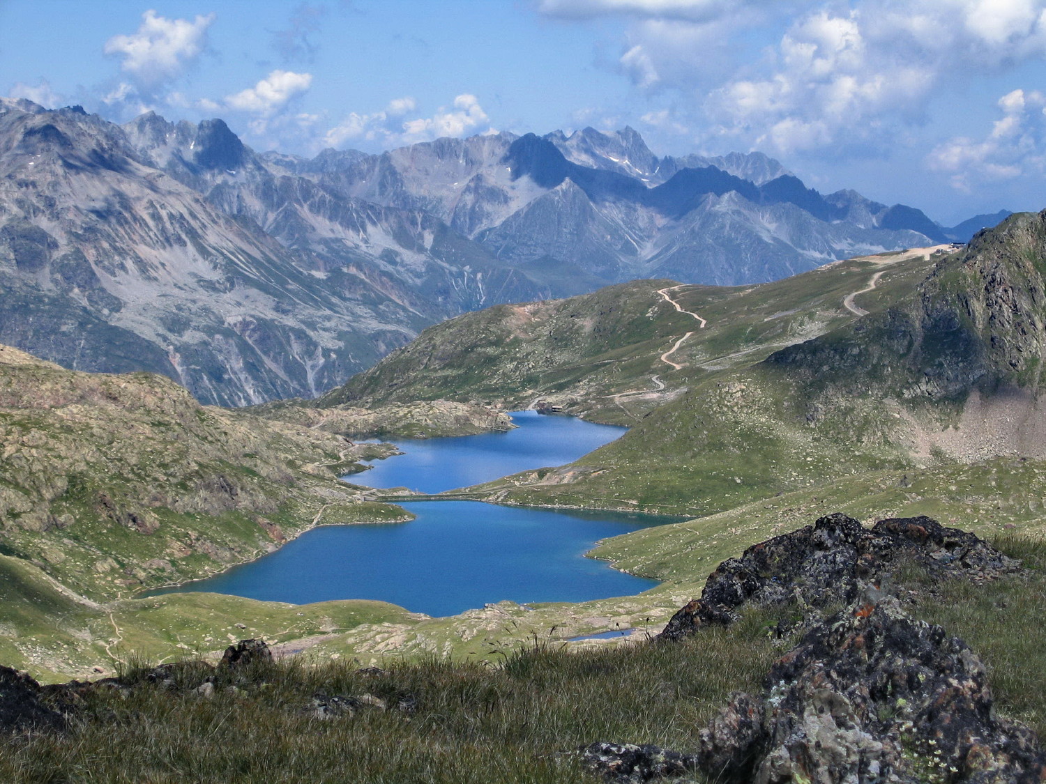 le lac blanc et le pic du fresne, du sommet2705m