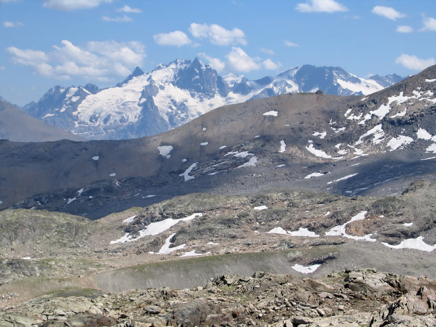 la meije, en montant à l'aiguille de laisse