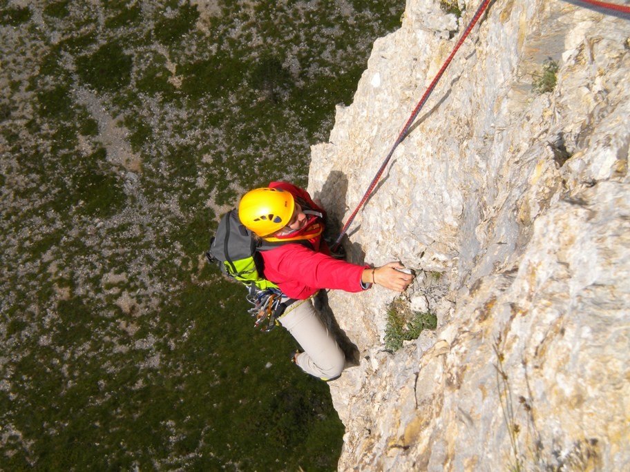 Mont aiguille - voie des etudiants - apres le 1er surplomb