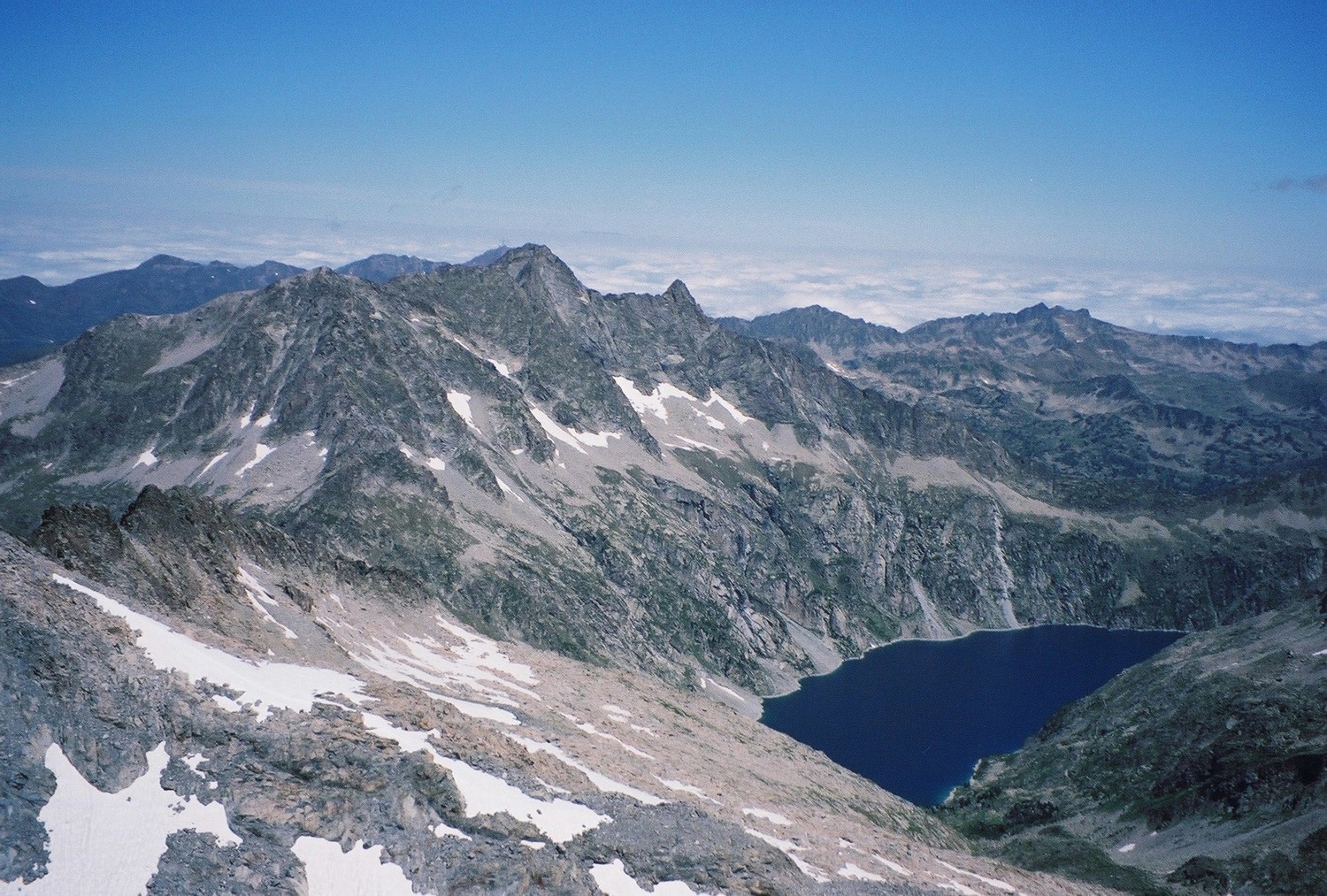 Lac Cap de Long, Turon du Néouvielle et Néouvielle, Ramougn et même ... Pic du midi de Bigorre et son observatoire