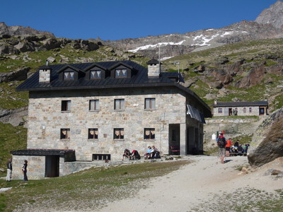 Le refuge Chabod Le refuge Chabod
