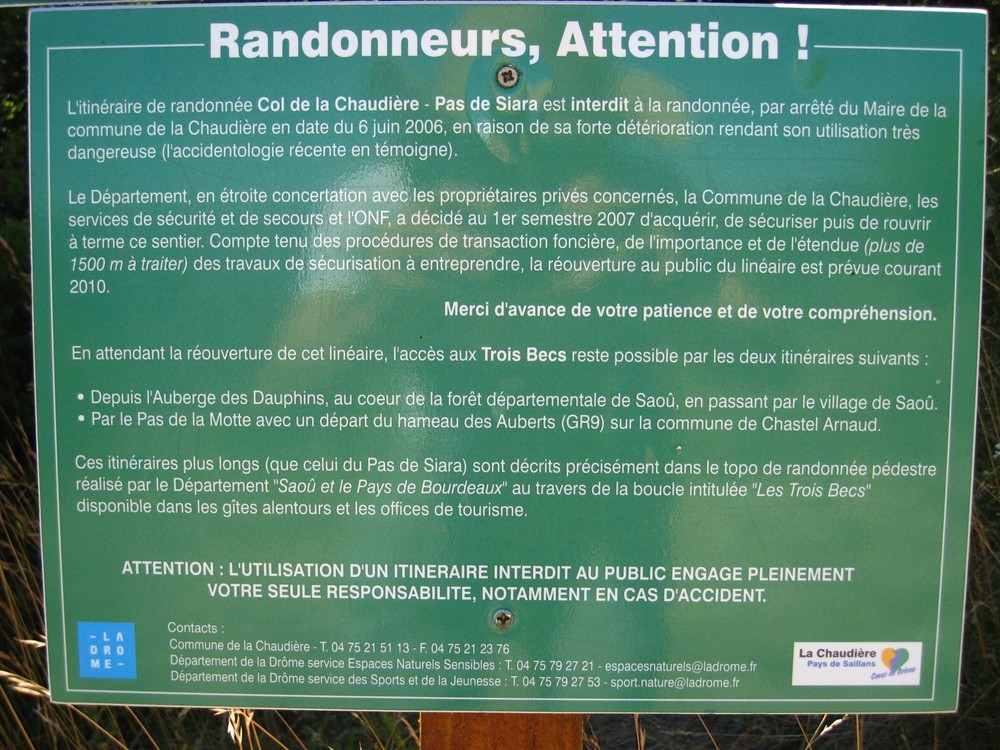 Panneau d'avertissement à al Chaudière (2)