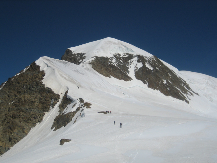 Alphubel, montée par Eisnase. Apparemment en bonnes conditions