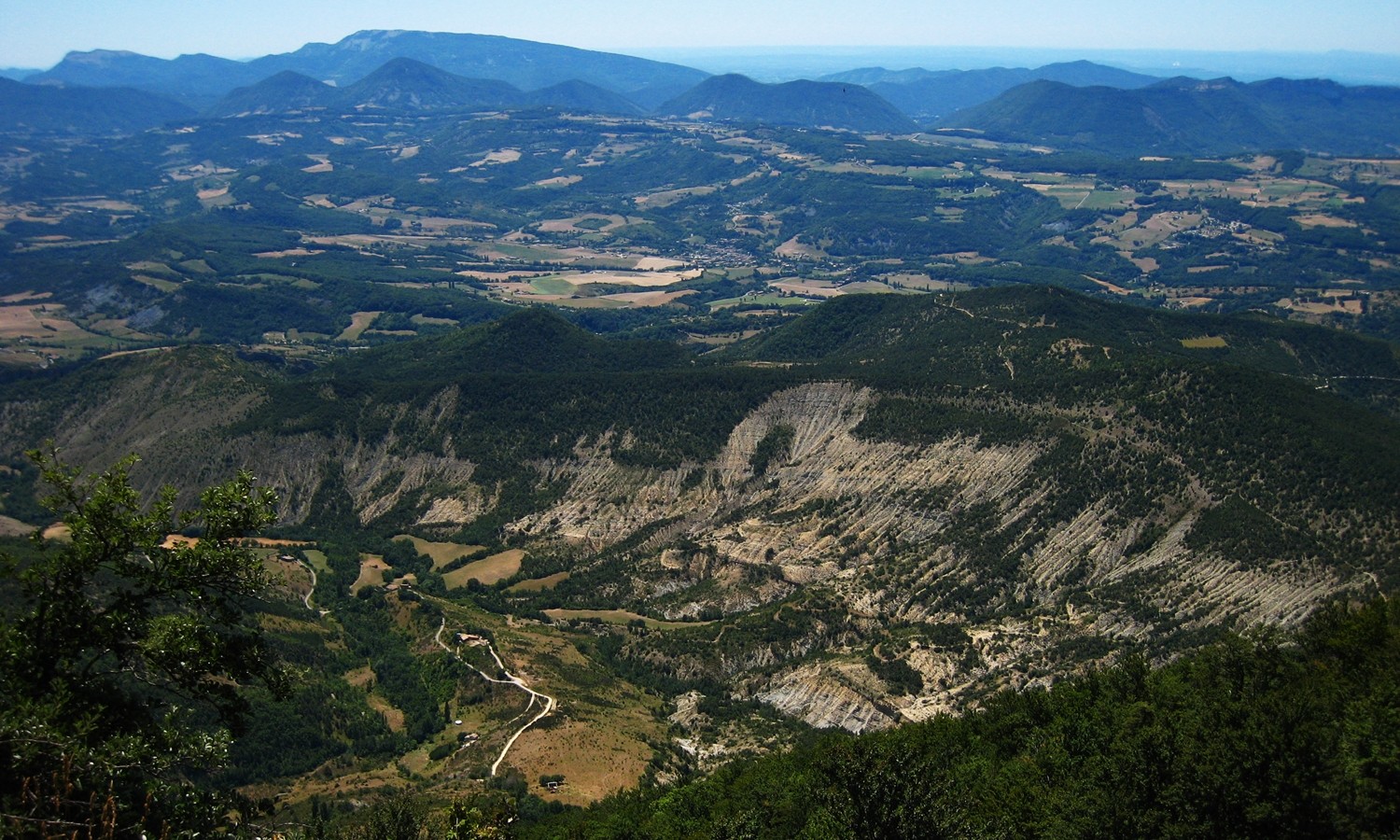 le pays de Bourdeaux vu du Pradou