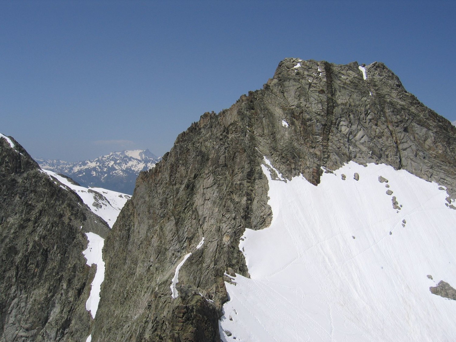 Le Néouvielle, vu du sommet
