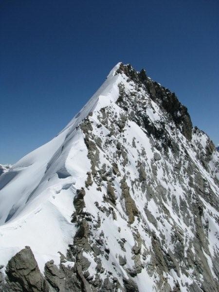 vue du sommet depuis la base du grand gendarme