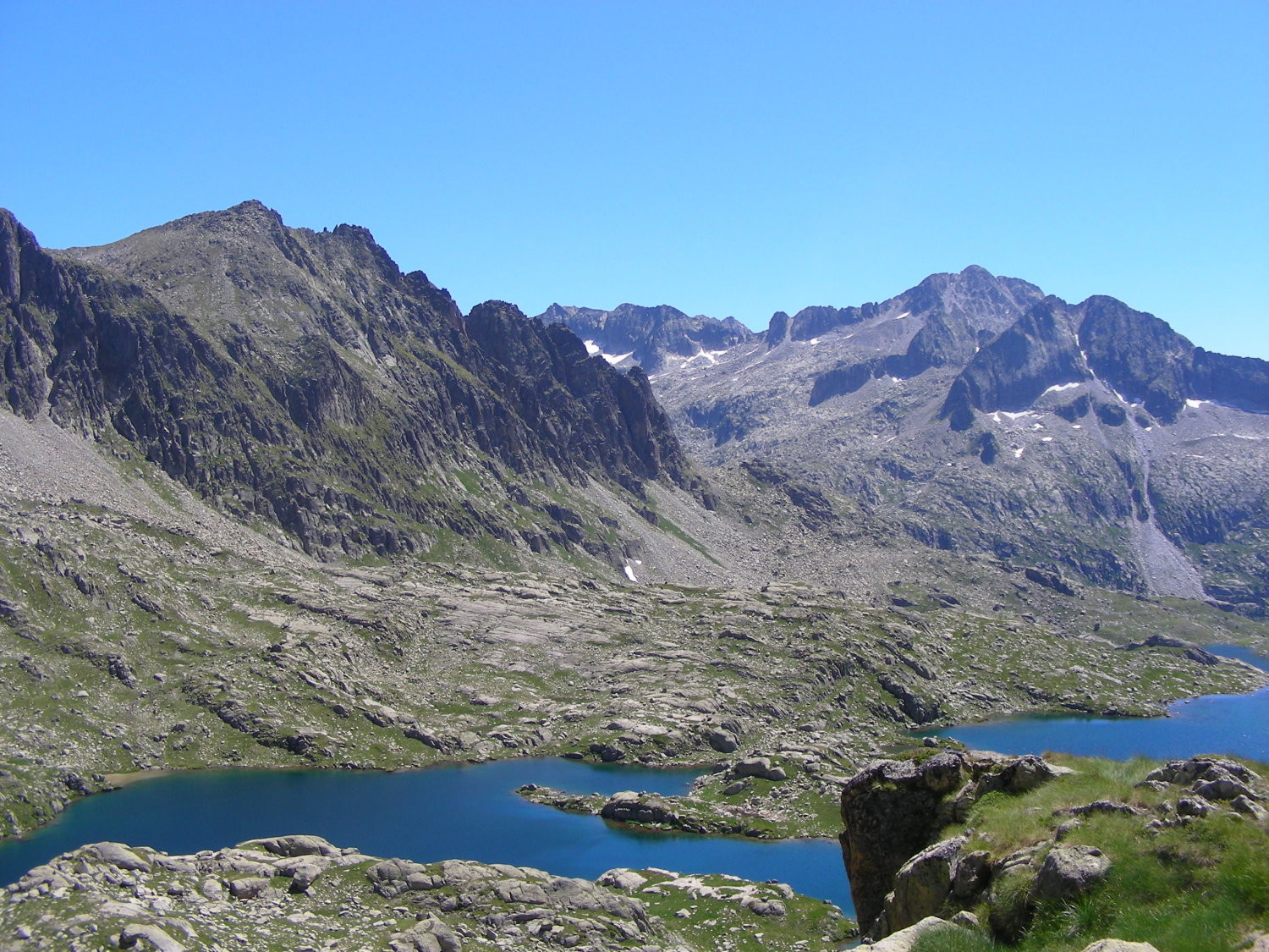 Flanc W des Aiguilles de Travessani