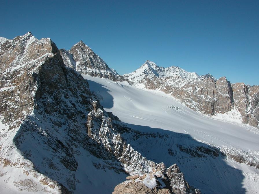 Du sommet, de gauche à droite, roc del fond, Tsanteleina, Aiguille de la grande Sassière