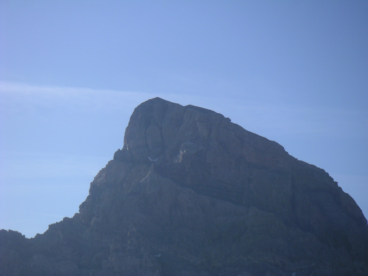 Photo prise de la pointe de Chauvet / on nous voit au sommet