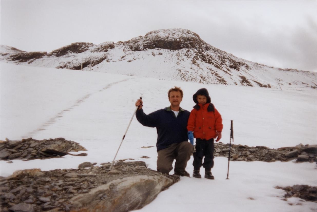 Au pied du glacier sous la pointe du Montet en arrière plan