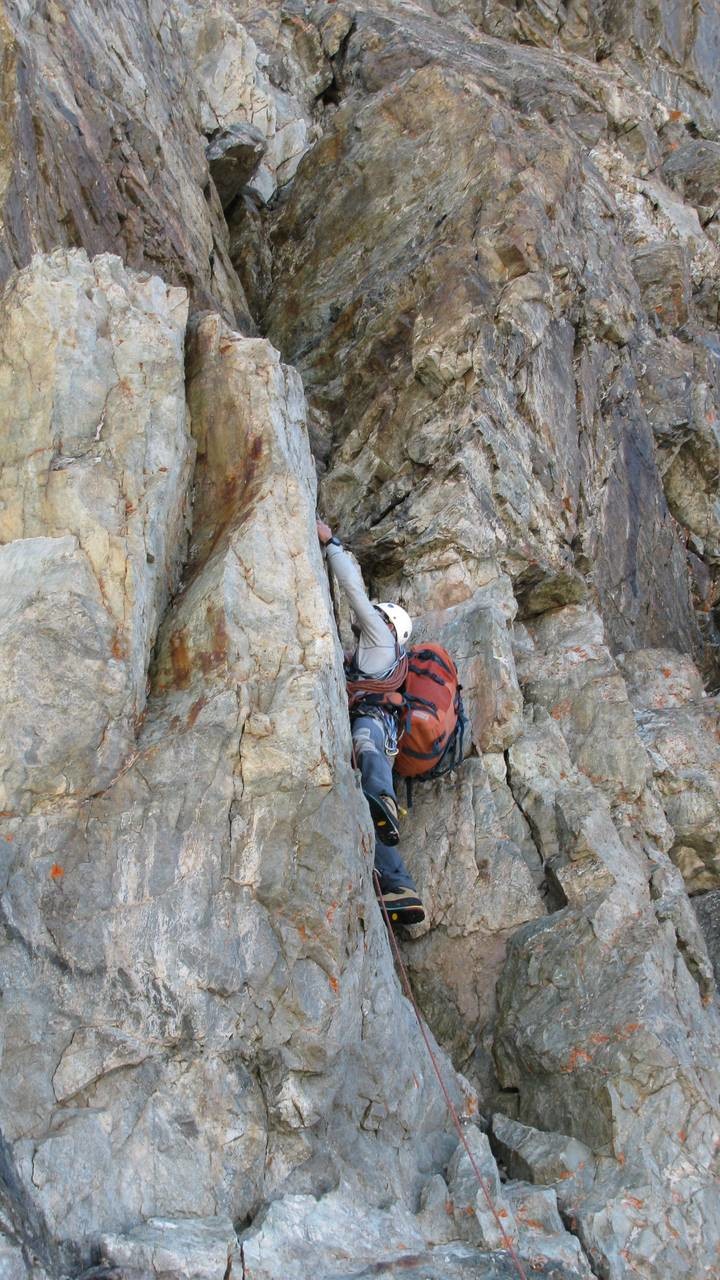 Le dièdre cheminée, partie 2. Plus de glace