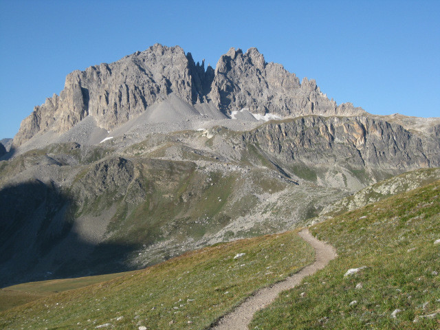 Le Grand Séru depuis le col de la Vallée Etroite