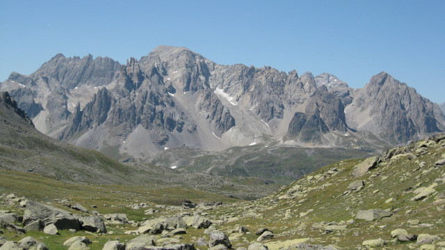 Pointe des Cerces depuis le lac des Muandes