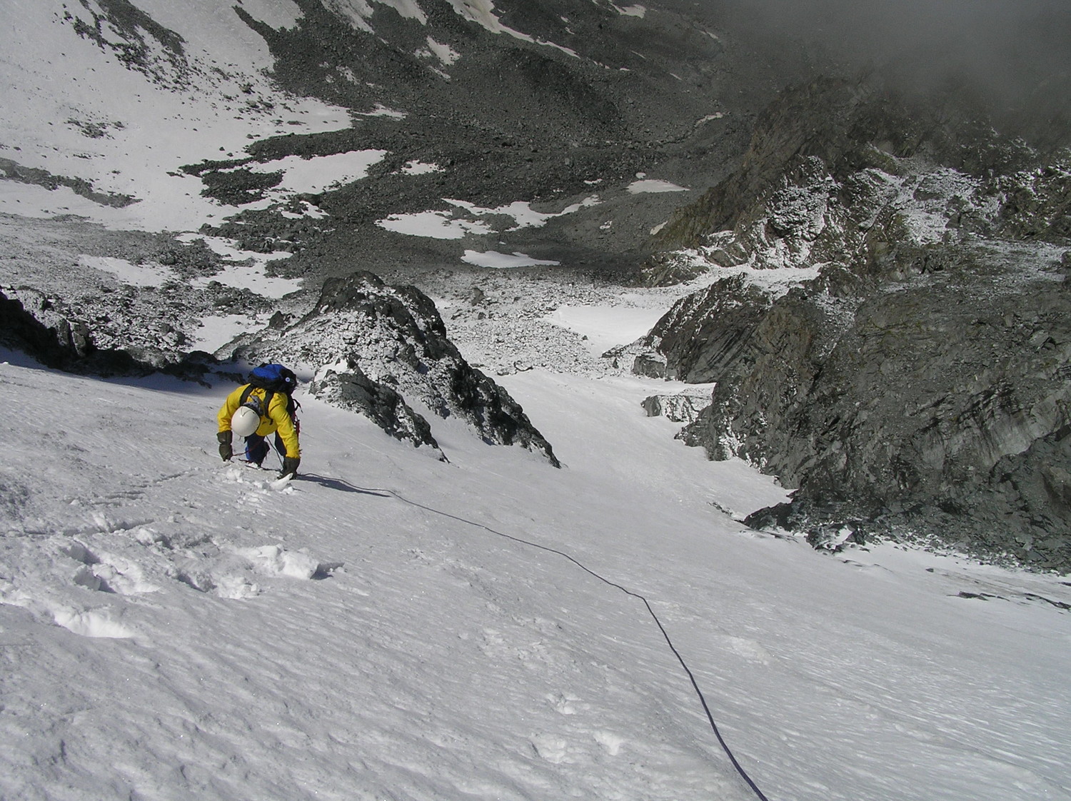 Dans la pente du col des Maisons Blanches