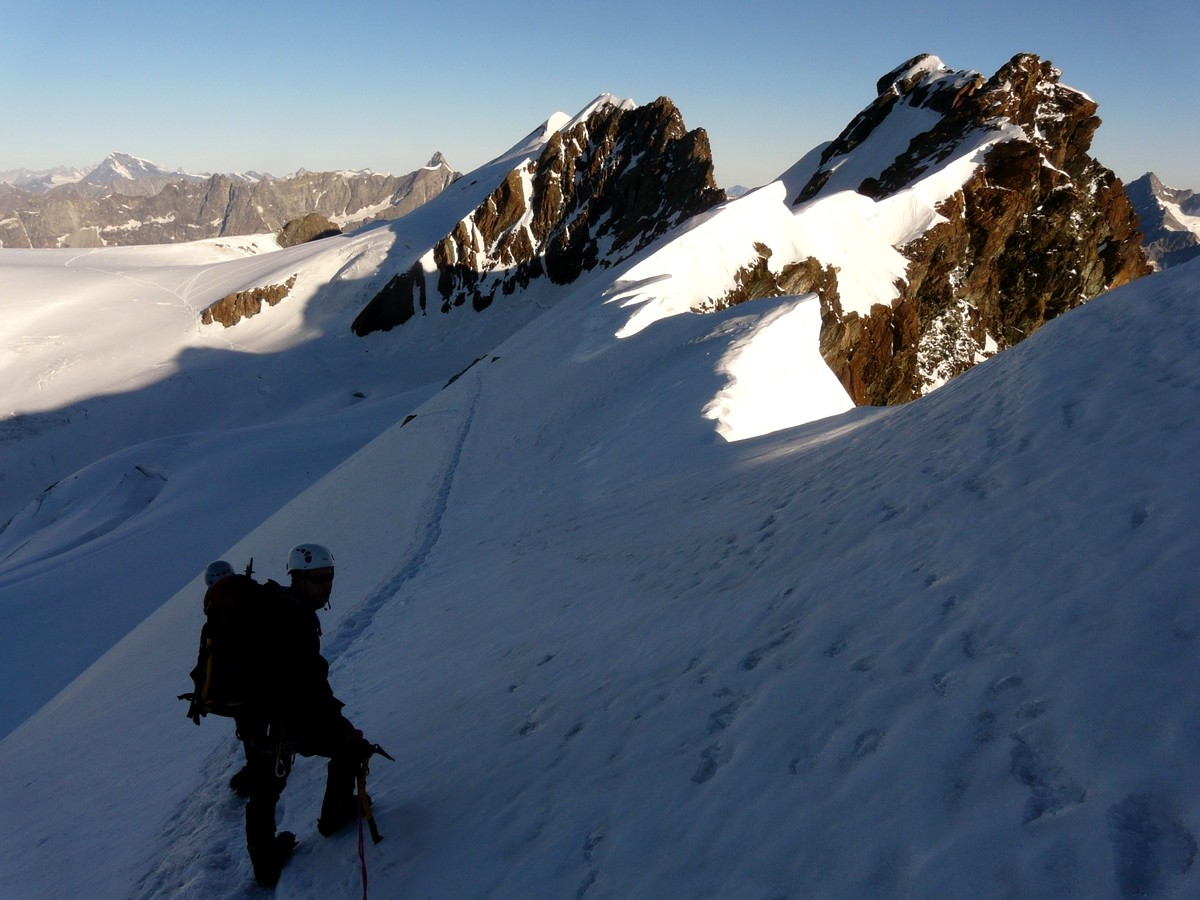 Breithorn E >> W - depuis la Roccia Nera