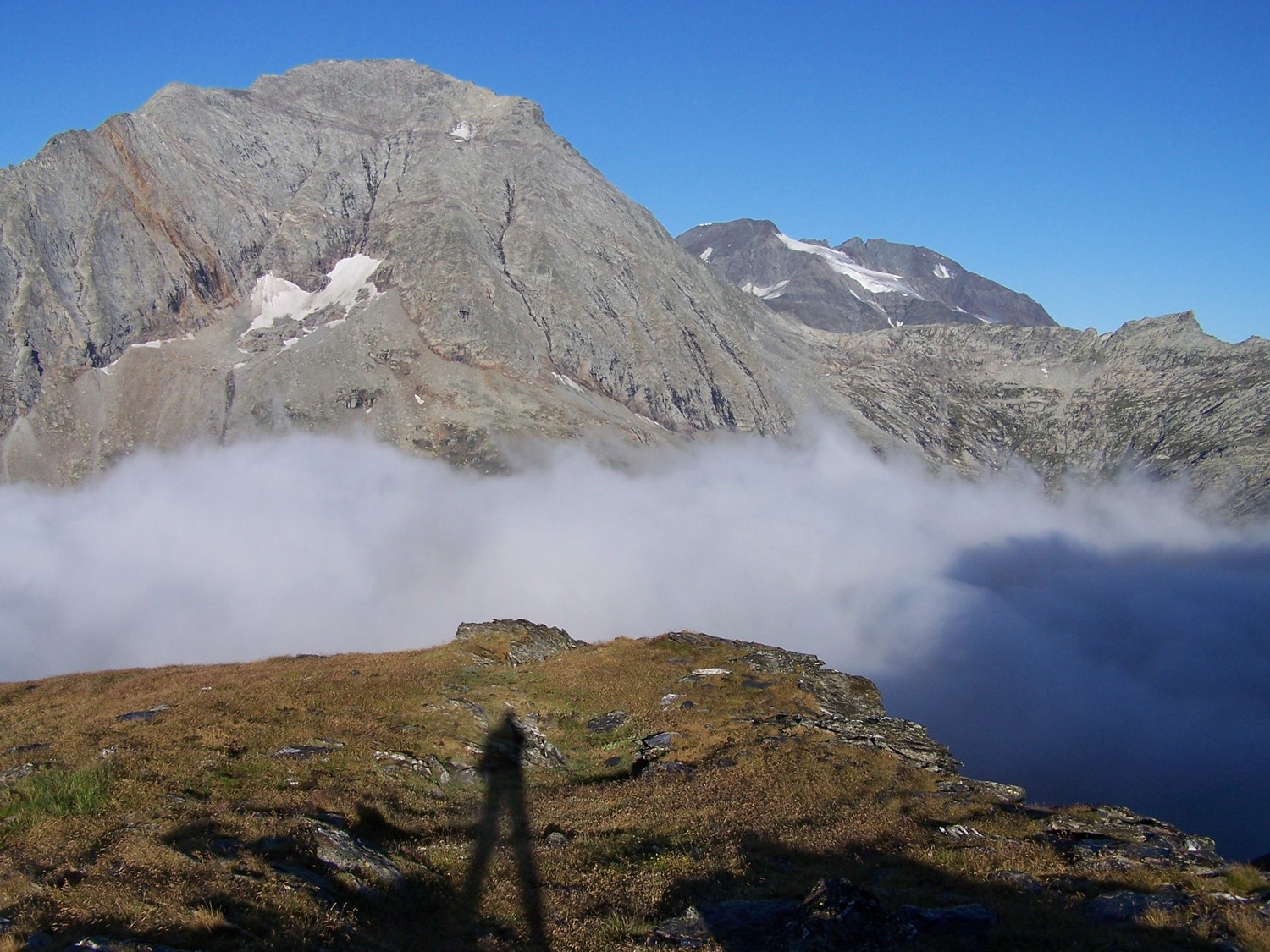 Pte de l'Echelle et le dôme de poslet, en montantà l'arête SW de la Pte de Léché.