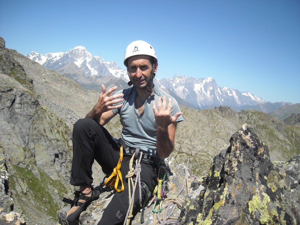 Au sommet entre le mont blanc et les grandes jorasses
