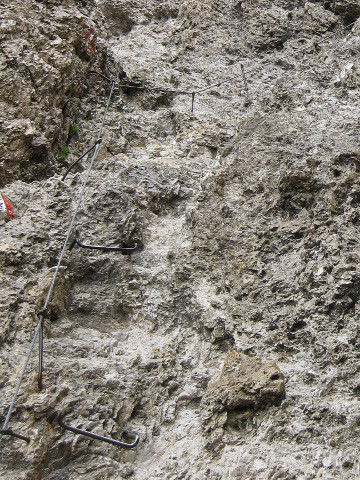 Via ferrata en montant sur le refuge Pisciadù