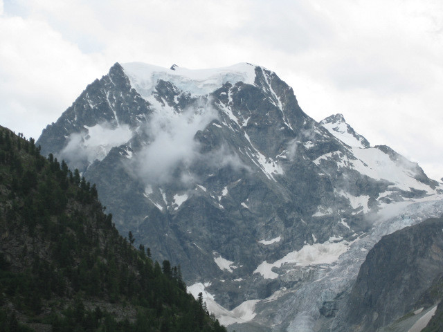 Mont Collon en montant sur Arolla