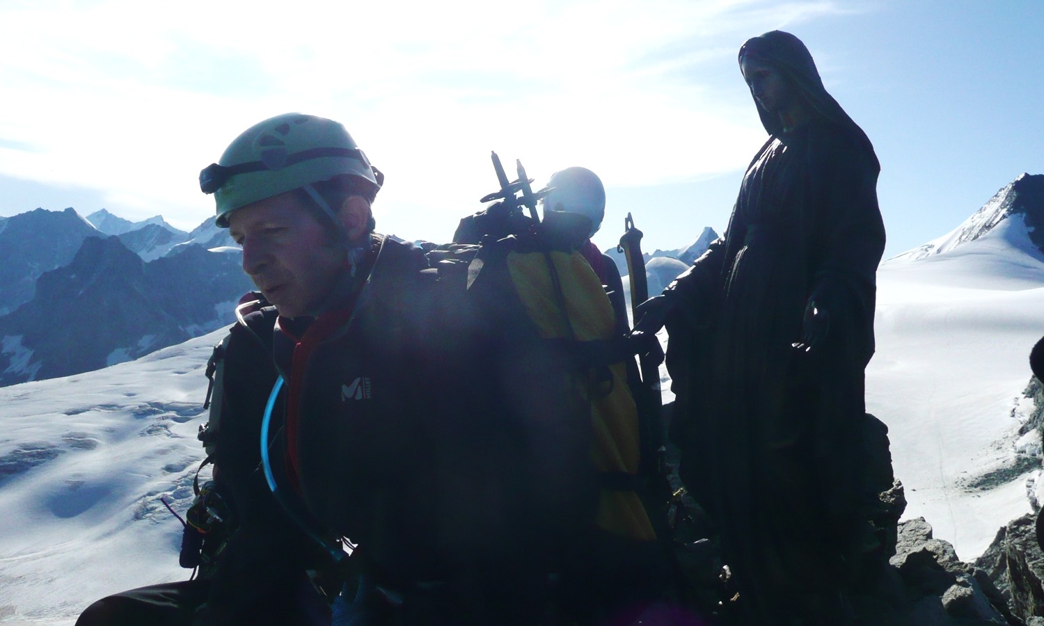 épuisé au sommet de la Pointe de Mourti (photo C. Melly)
