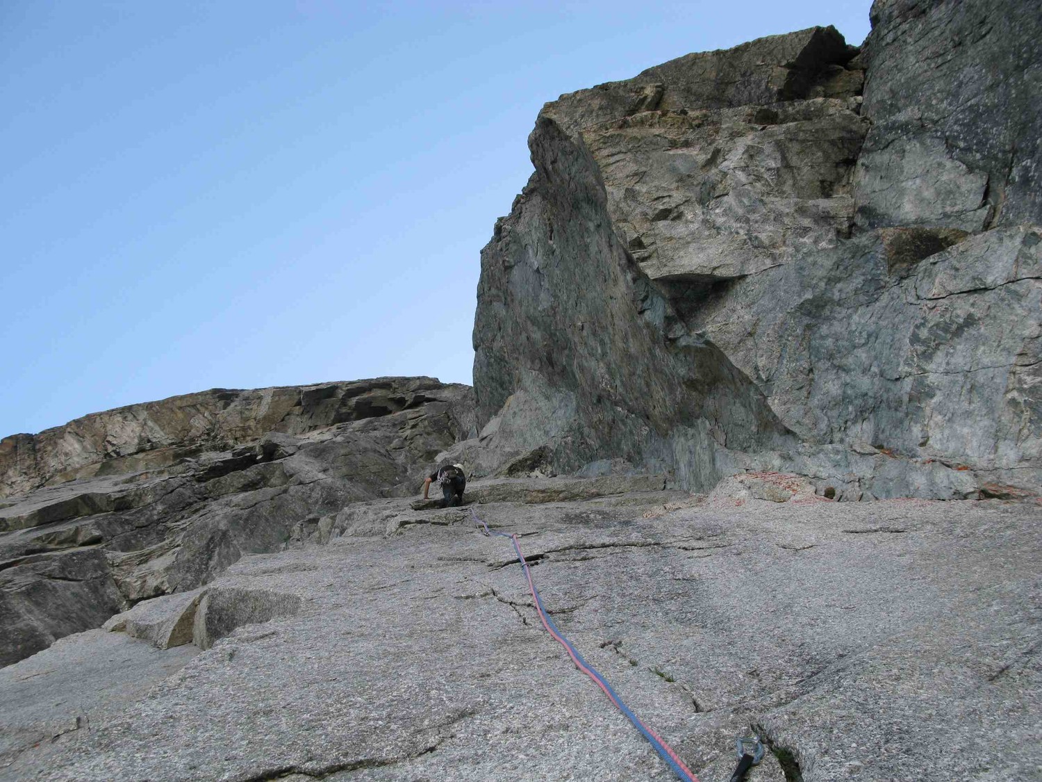 L9, superbe dalle, 6b