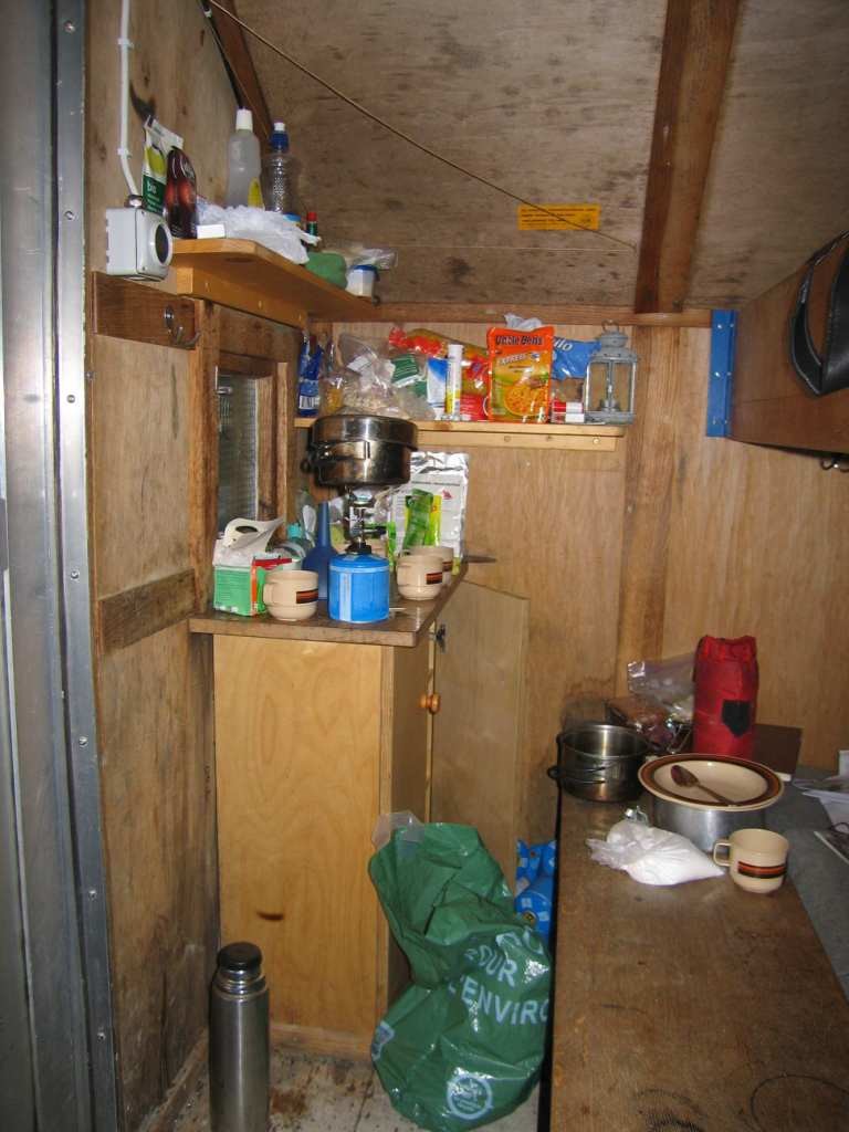 A l'intérieur du bivouac