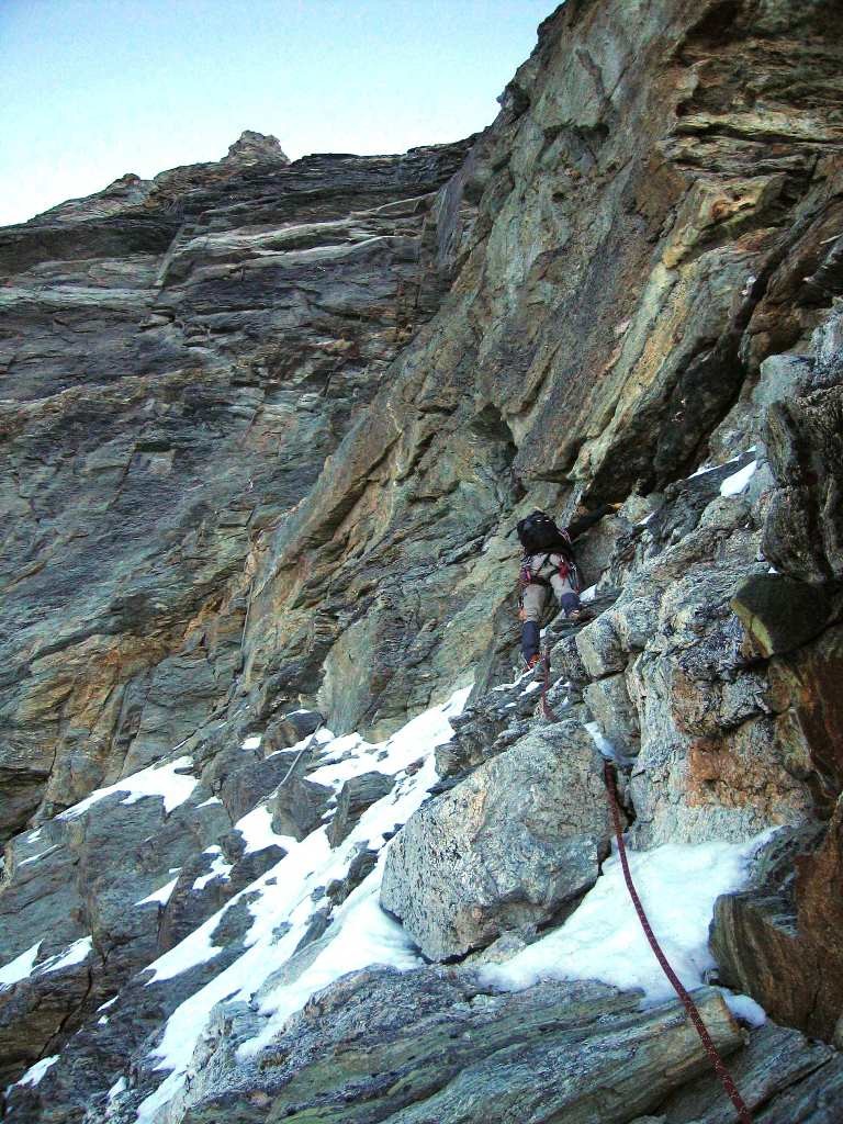 Arête Young: Traversée "rébarbative"