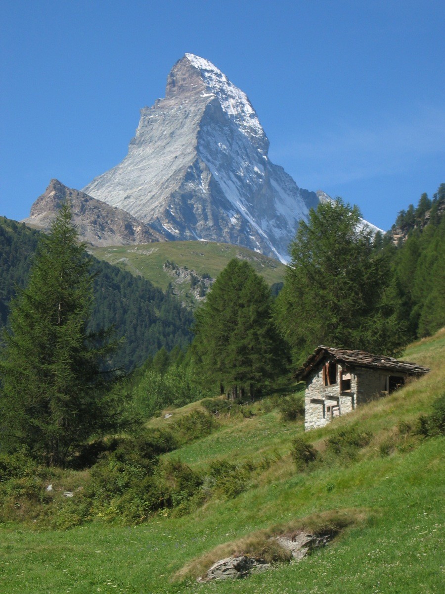 Le Cervin depuis le vallon de Zmutt