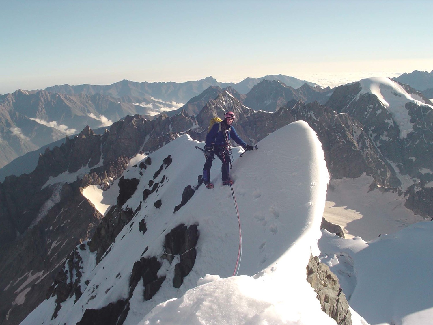 sur l'arête