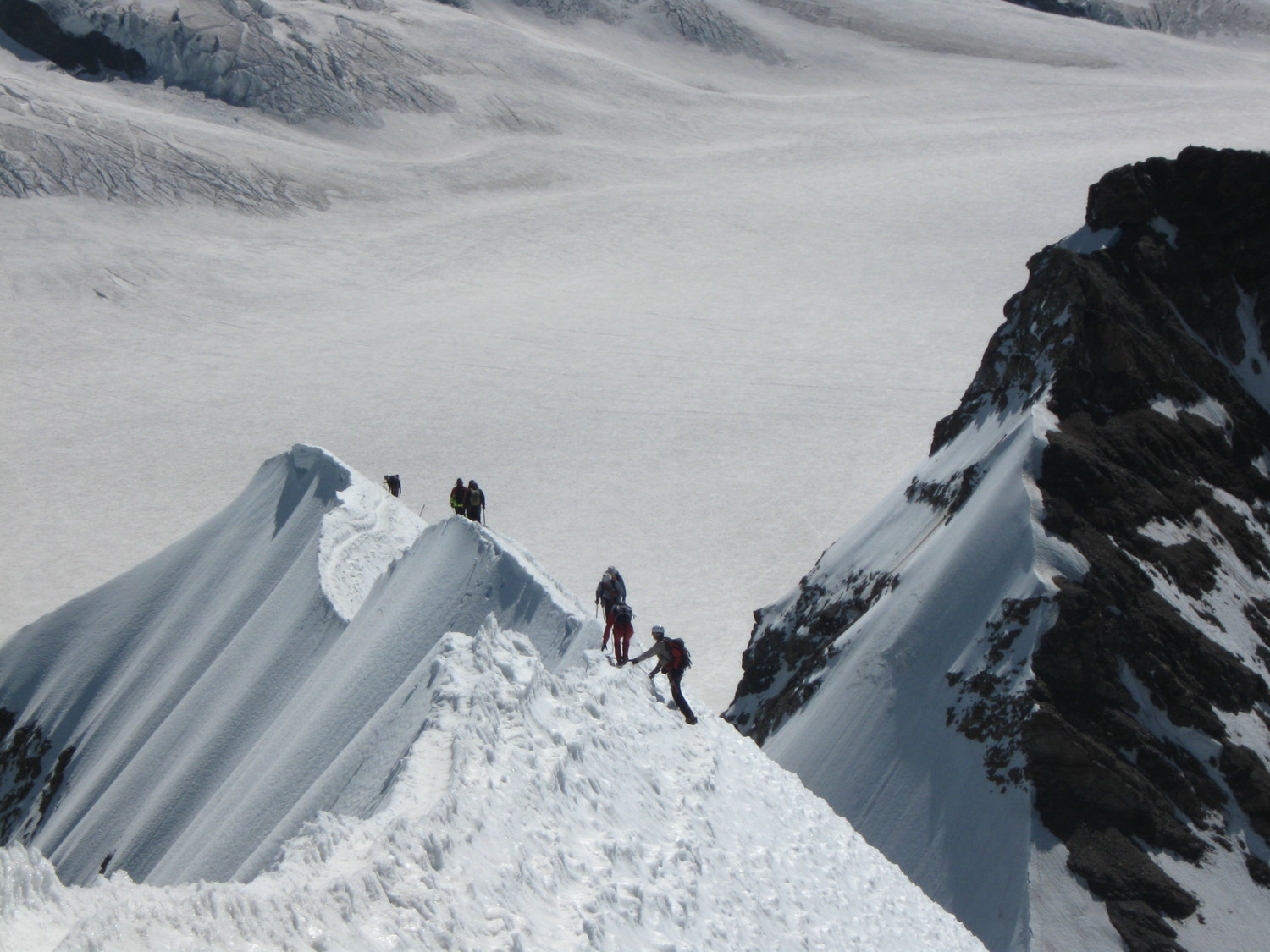 Cordées sur l'arête