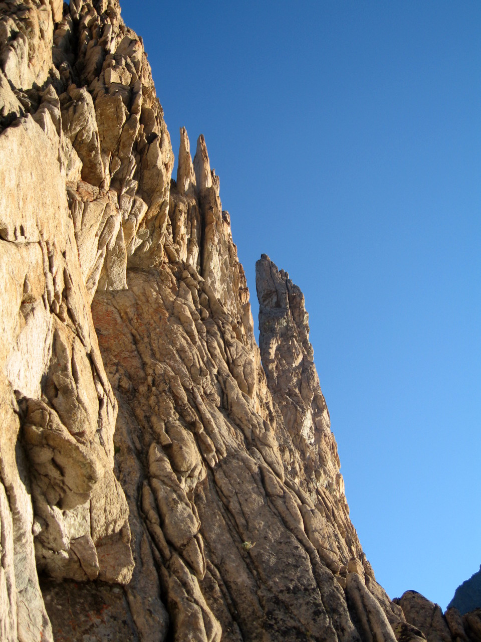 A view on the ridge of Pointe Emma