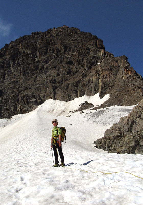 Sur le Glacier da Porchabella au pied du versant E du Piz Kesch