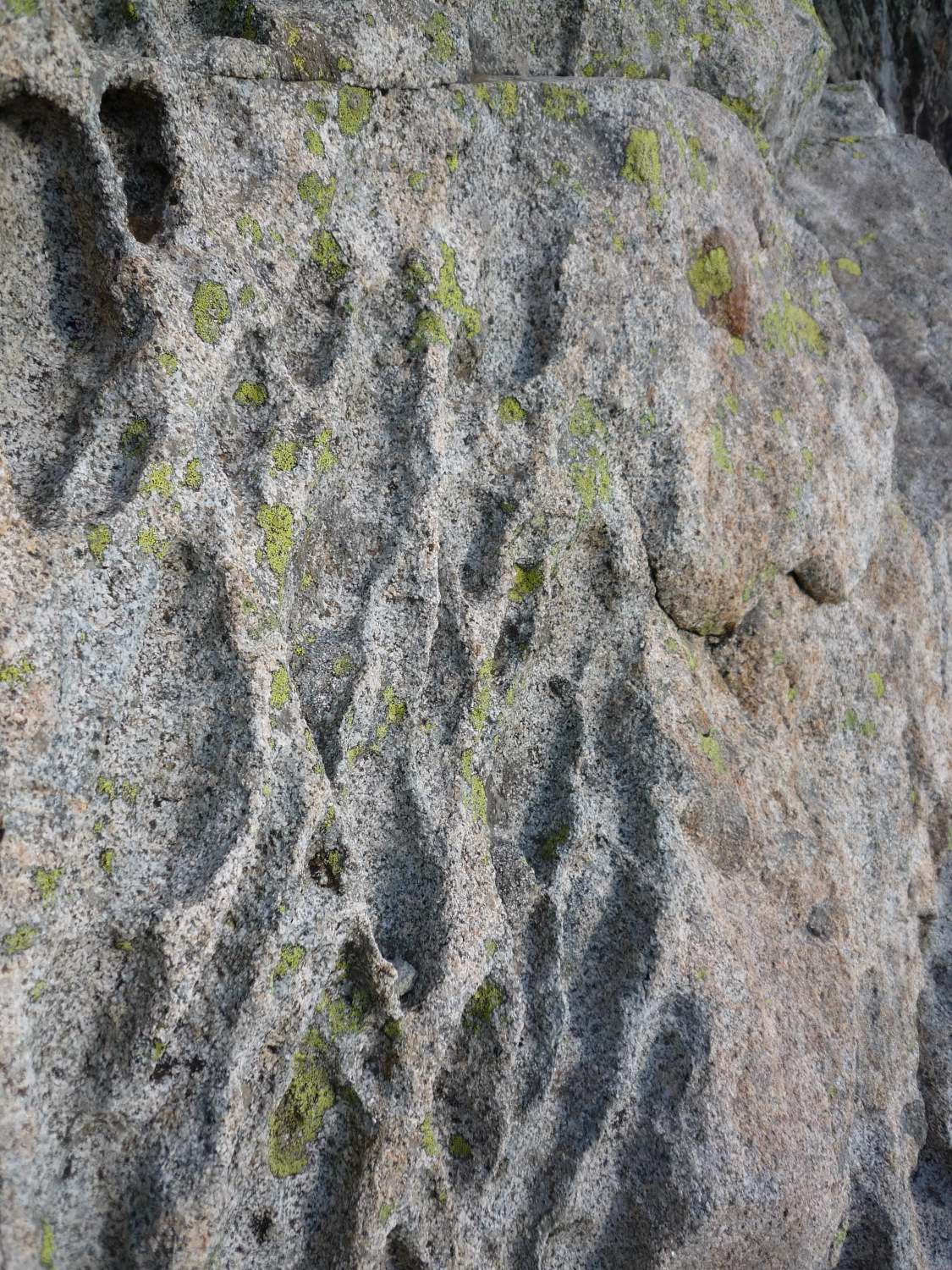 Le rocher dépaysant de Tafonis