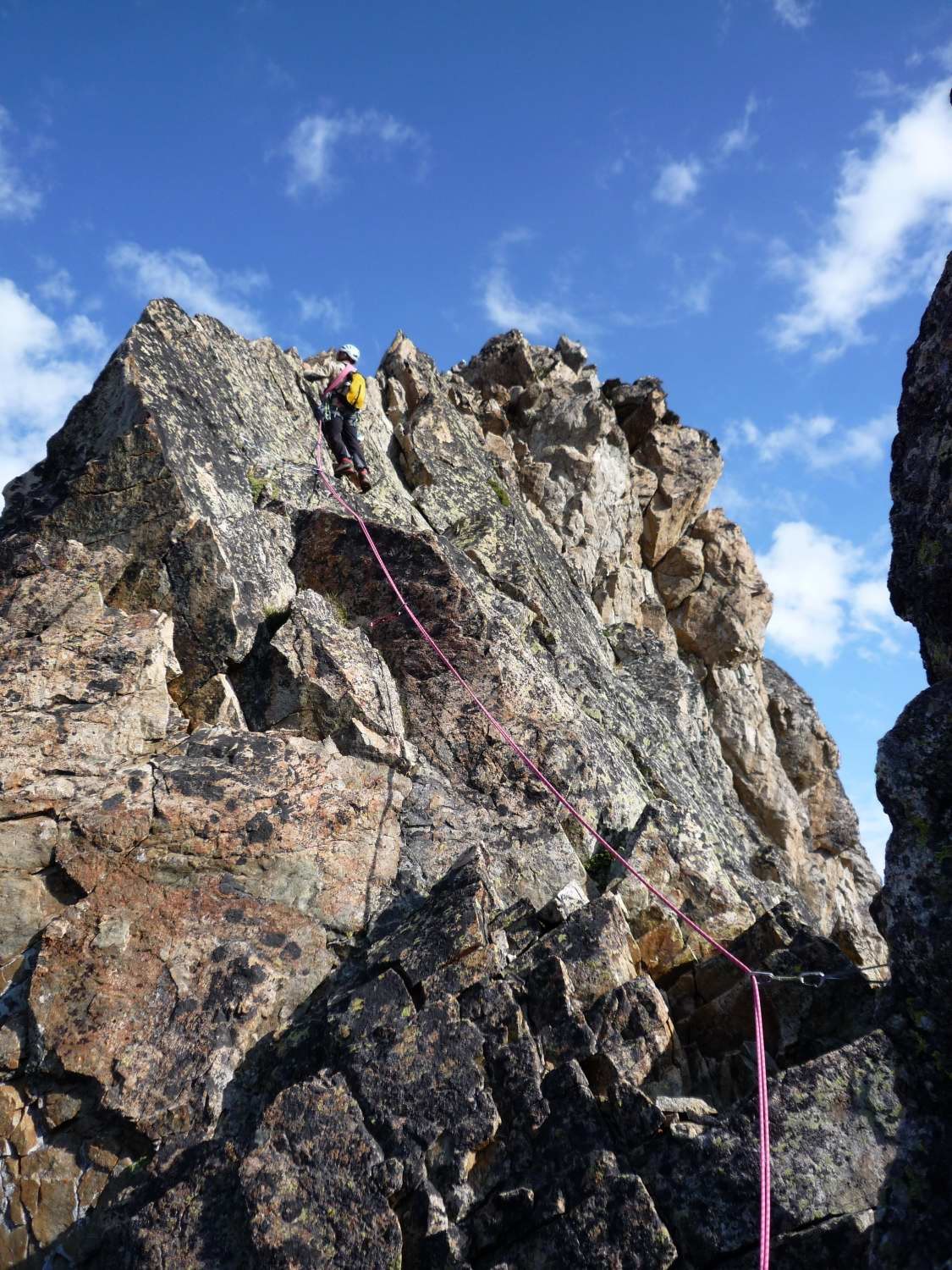 L'arête après la brèche