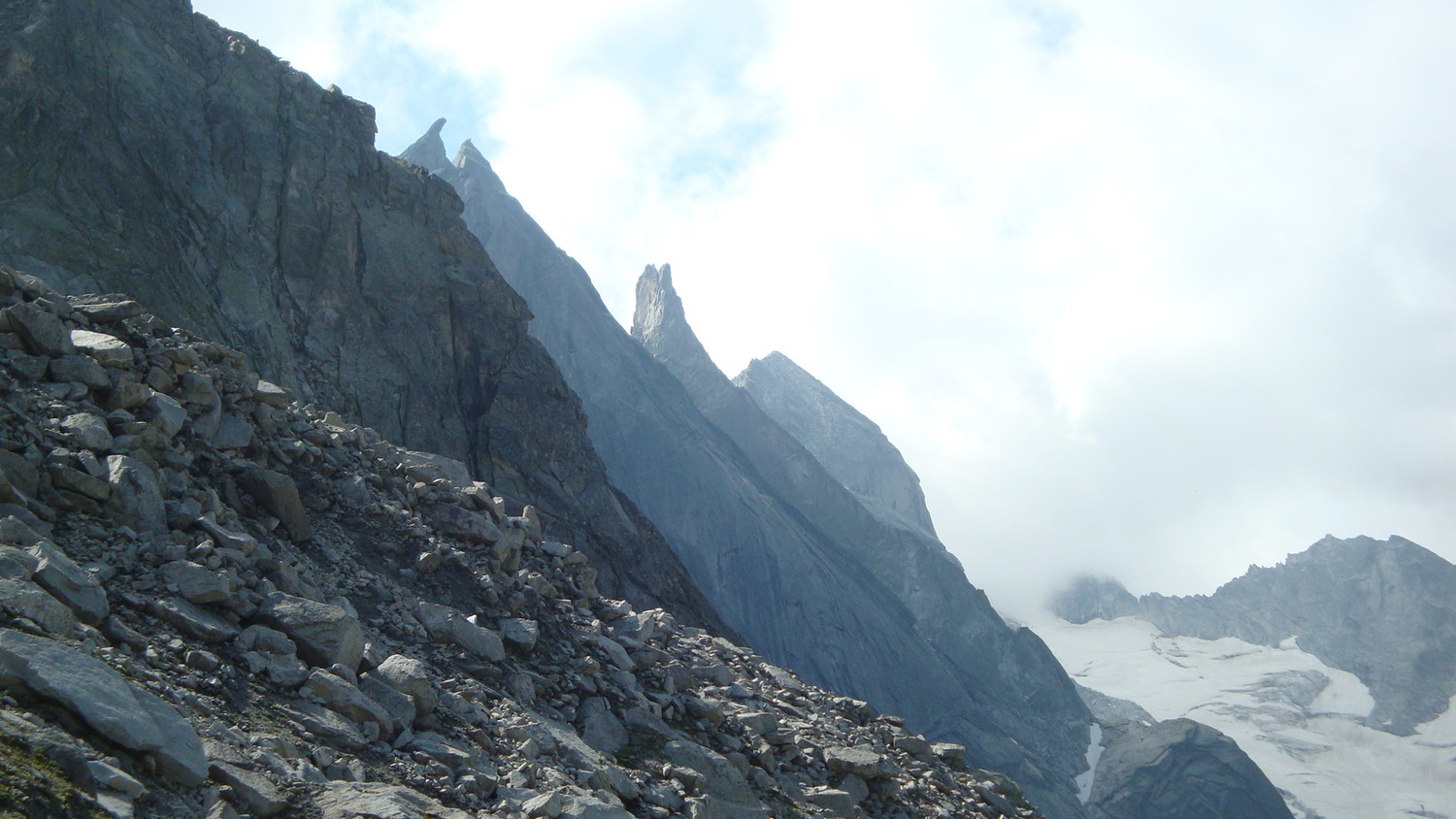 Aiguilles Caccia