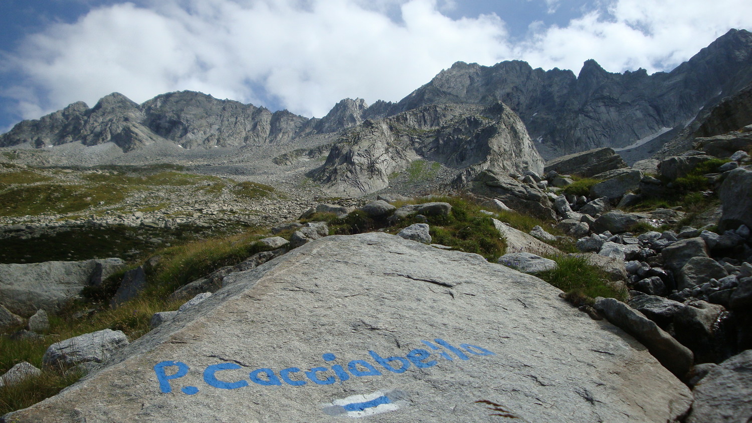 Col au centre de l'image