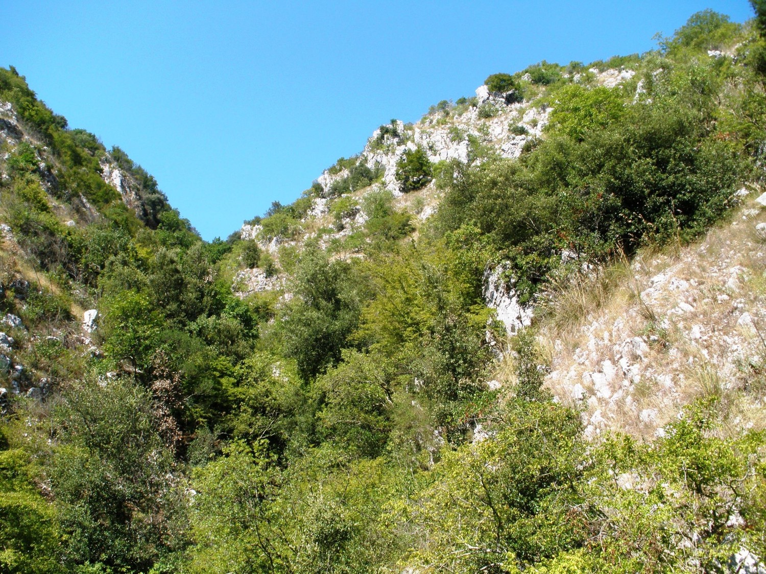 Remontée vers Santopadre depuis la vallée de la Melfa