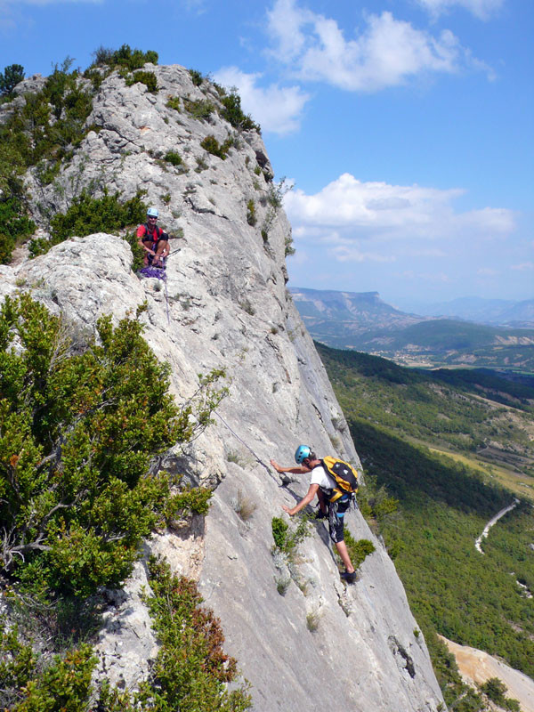 Sortie de la voie de la Grotte, Orpierre.