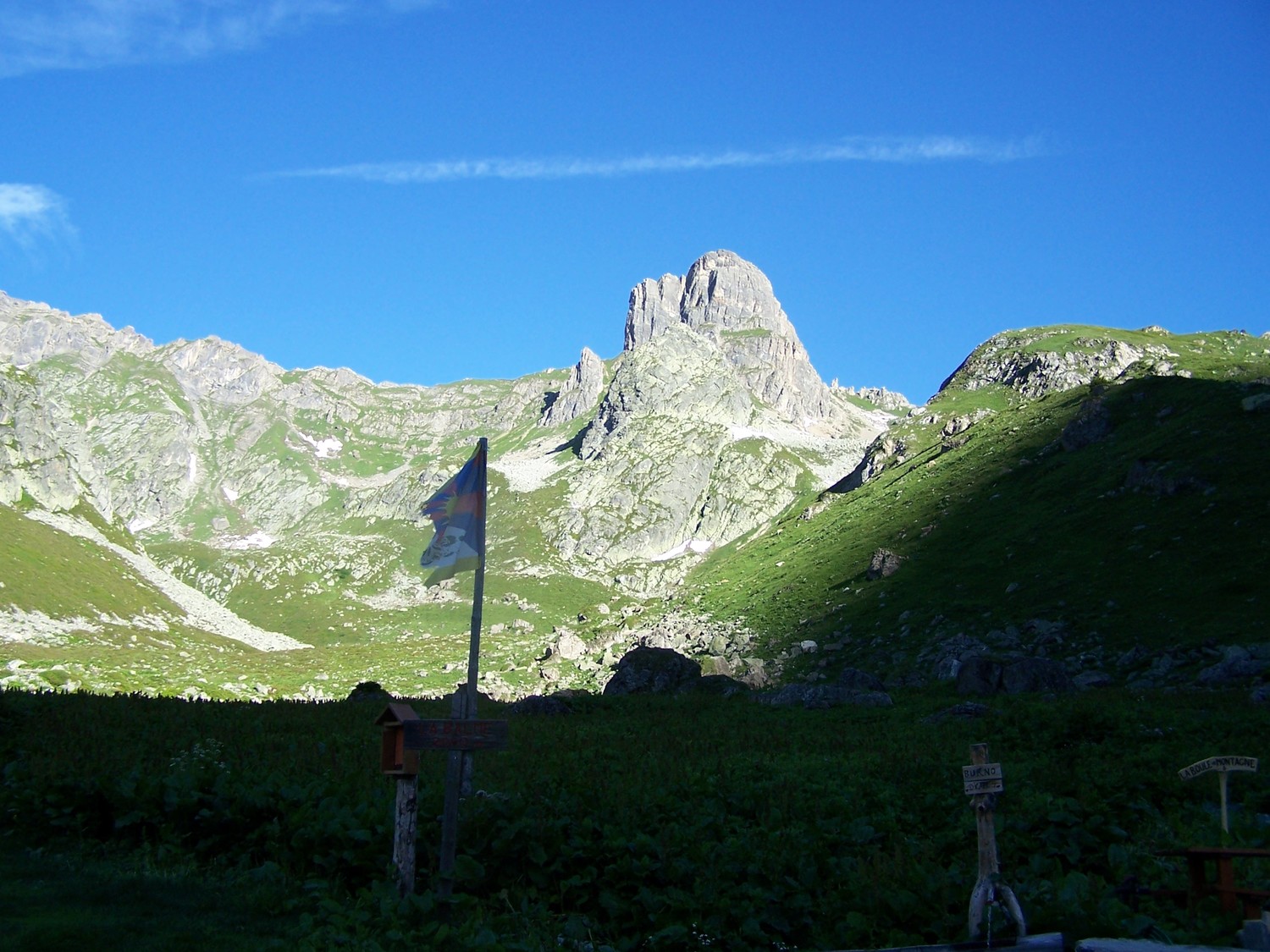 La Balme et la Pierra Menta vues depuis le refuge de la Balme